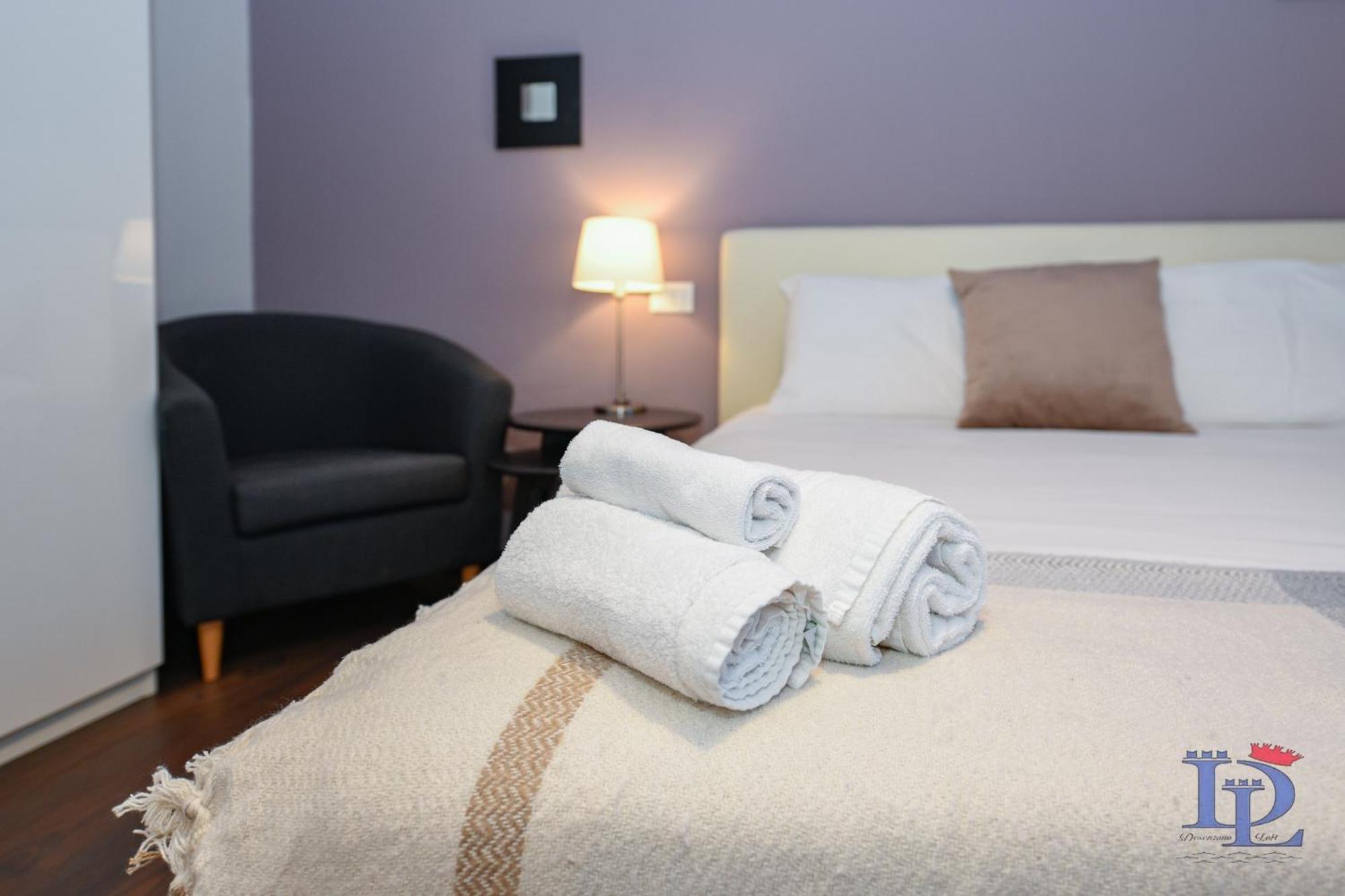 Apartment Desenzanoloft A Casa Di Sara Desenzano del Garda